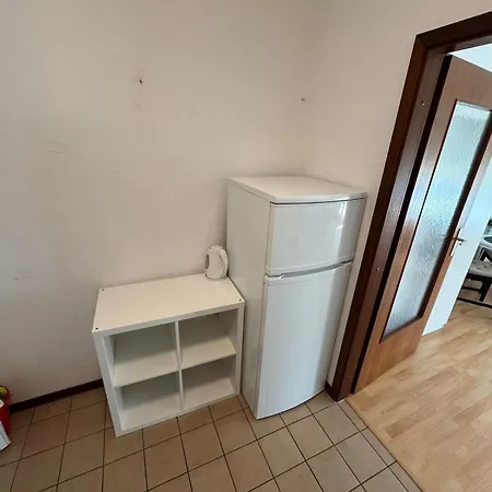 Smart In Ka-neureut With Sunny Balcony *